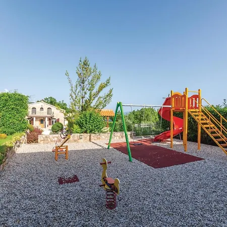 Stunning Home In Cista Velika With Wifi Holiday home Velika Cista (Split-Dalmatia)