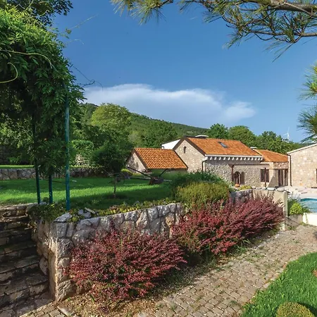 Stunning Home In Cista Velika With Wifi Holiday home *