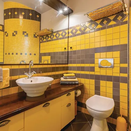 Stunning Home In Cista Velika With Wifi Holiday home Velika Cista (Split-Dalmatia)