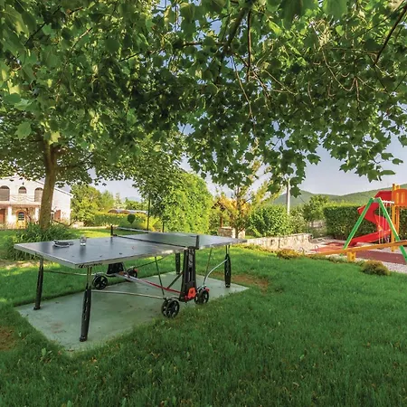 Stunning Home In Cista Velika With Wifi Holiday home *