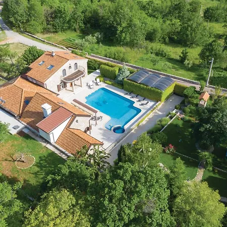 Stunning Home In Cista Velika With Wifi * Velika Cista (Split-Dalmatia)