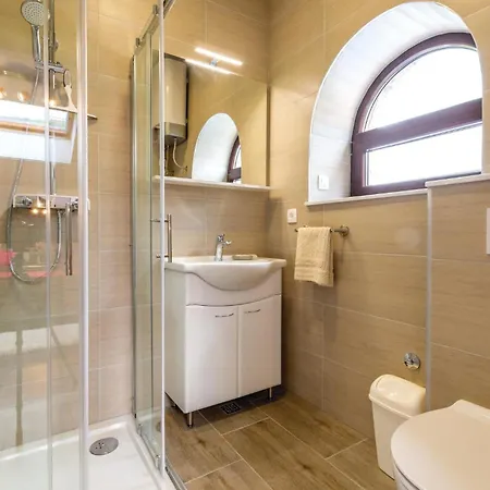 Holiday home Stunning Home In Cista Velika With Wifi *