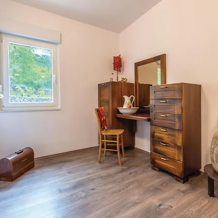 Holiday home Stunning Home In Cista Velika With Wifi *