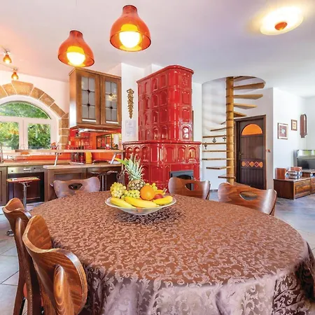 Stunning Home In Cista Velika With Wifi Holiday home Velika Cista (Split-Dalmatia)