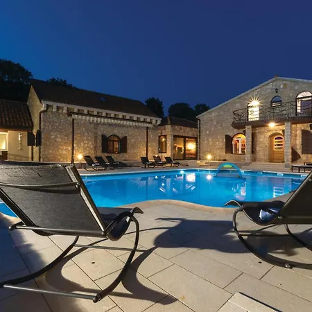 Stunning Home In Cista Velika With Wifi * Velika Cista (Split-Dalmatia)