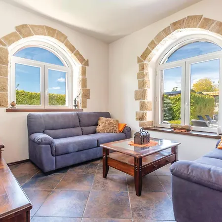 Stunning Home In Cista Velika With Wifi Velika Cista (Split-Dalmatia)